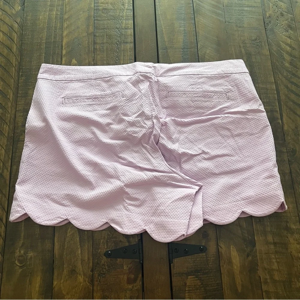 Lilly Pulitzer Purple Lilac Freesia Buttercup Stretch Shorts - Picture 3 of 3